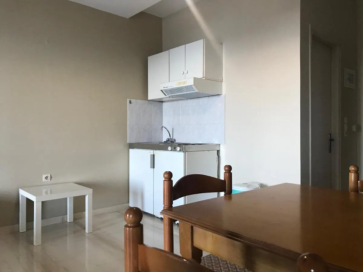 Marinos Studios Poros  Hotel