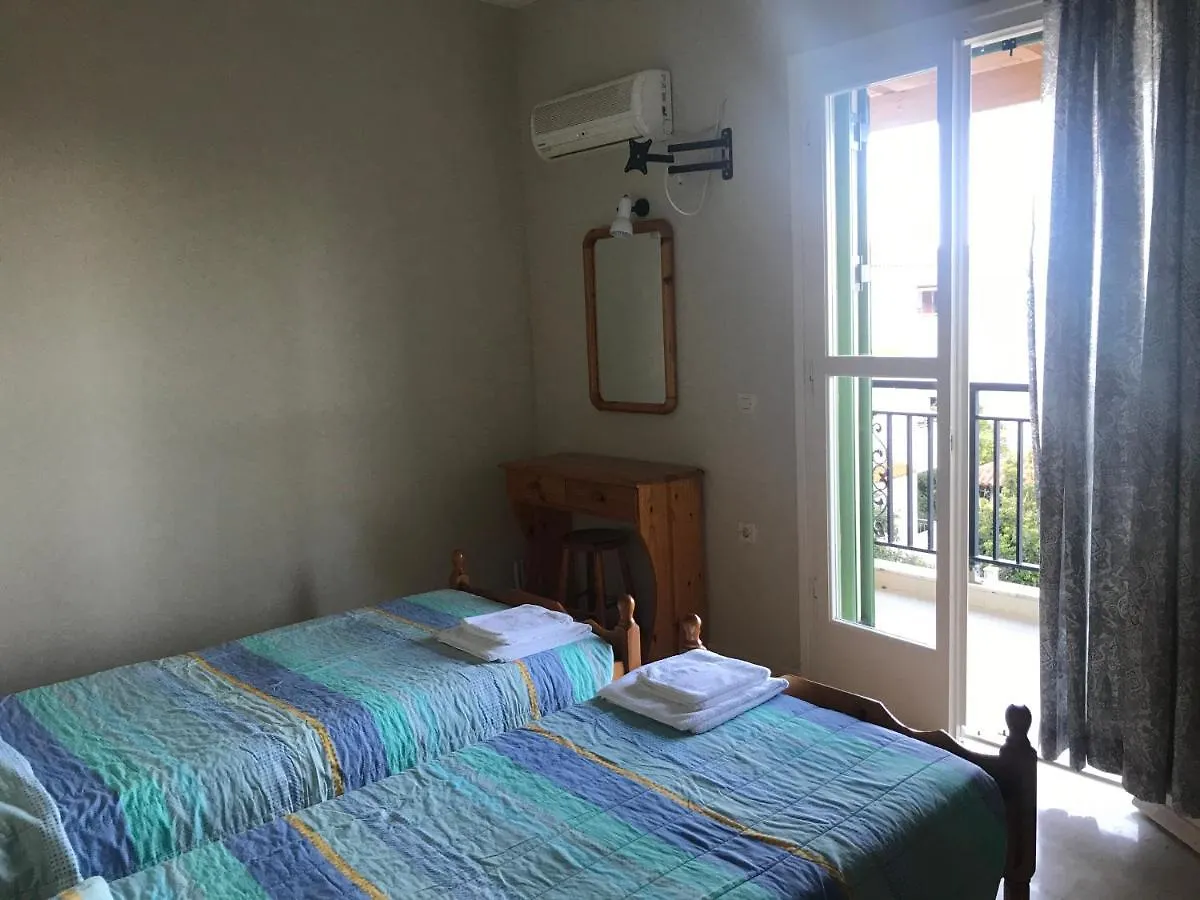 Marinos Studios Poros  3*, Poros (Kefalonia) Řecko